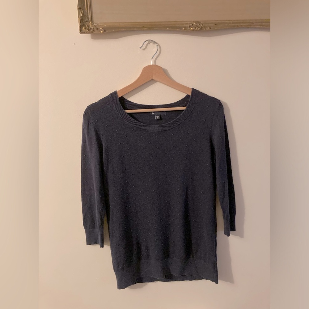 GAP Navy Blue Sweater with 3/4 Sleeves and knit dots Women’s Size XSmall